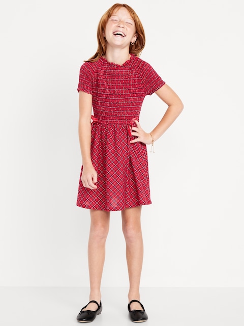 Robe ajustée et évasée à manches courtes et à smocks avec boucles pour fille