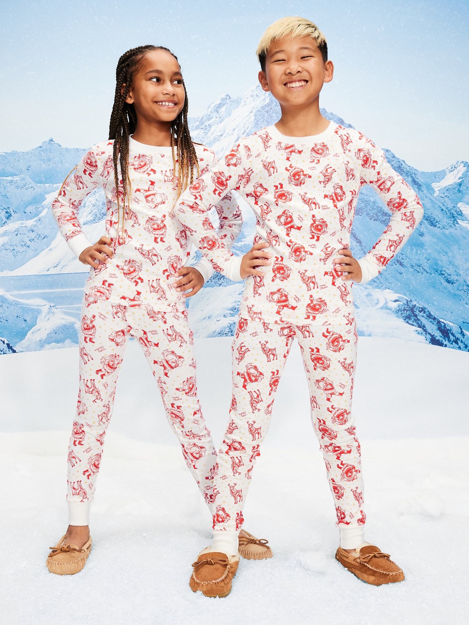 Gender-Neutral Snug-Fit Graphic Pajama Set for Kids