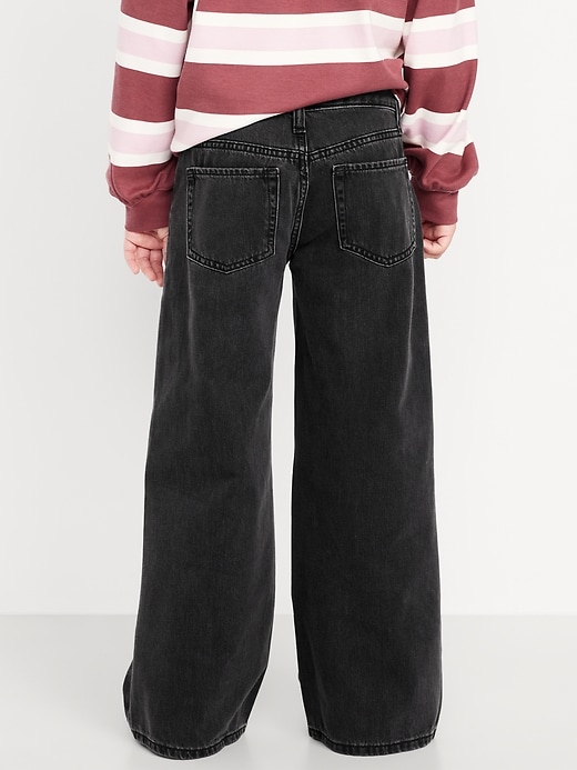 L'image numéro 2 présente Jean à ceinture croisée coupe très généreuse à jambe large pour fille
