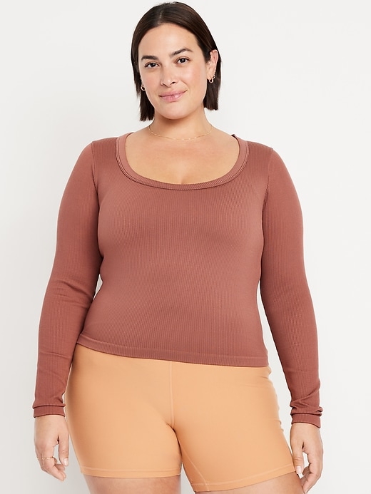 Image number 7 showing, Exhale Seamless Fitted Rib T-Shirt