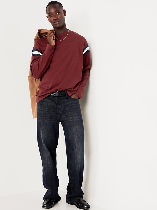 L'image numéro 3 présente T-shirt épais de style football à manches longues