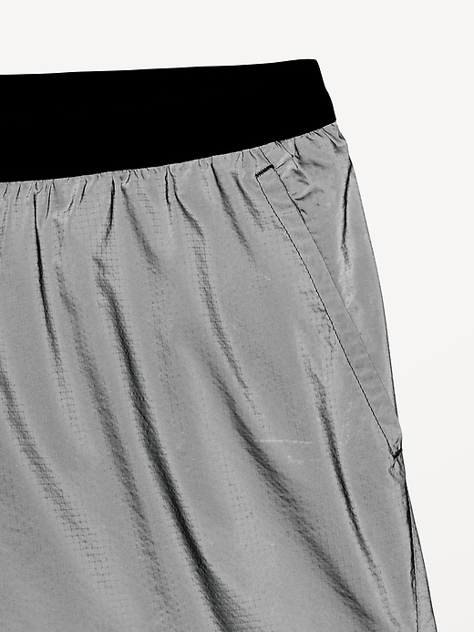 Image number 3 showing, Performance Vent Run Shorts -- 5-inch inseam