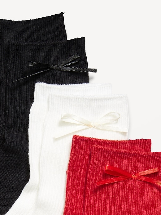 L'image numéro 2 présente Chaussettes courtes à boucle pour femme (paquet de 3 paires)