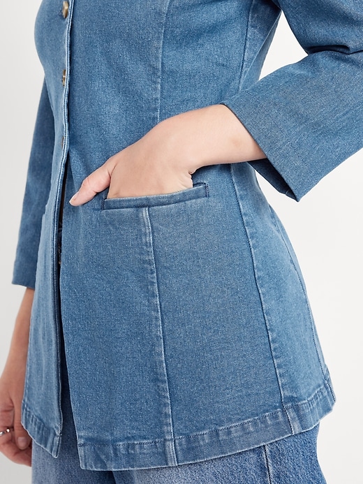 L'image numéro 5 présente Blazer ajusté sans col en denim