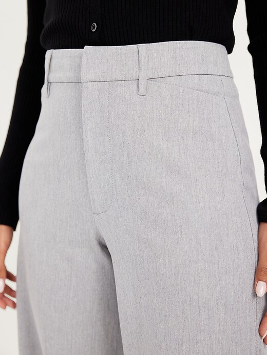 L'image numéro 5 présente Pantalon Pixie à jambe ultra-large à taille haute