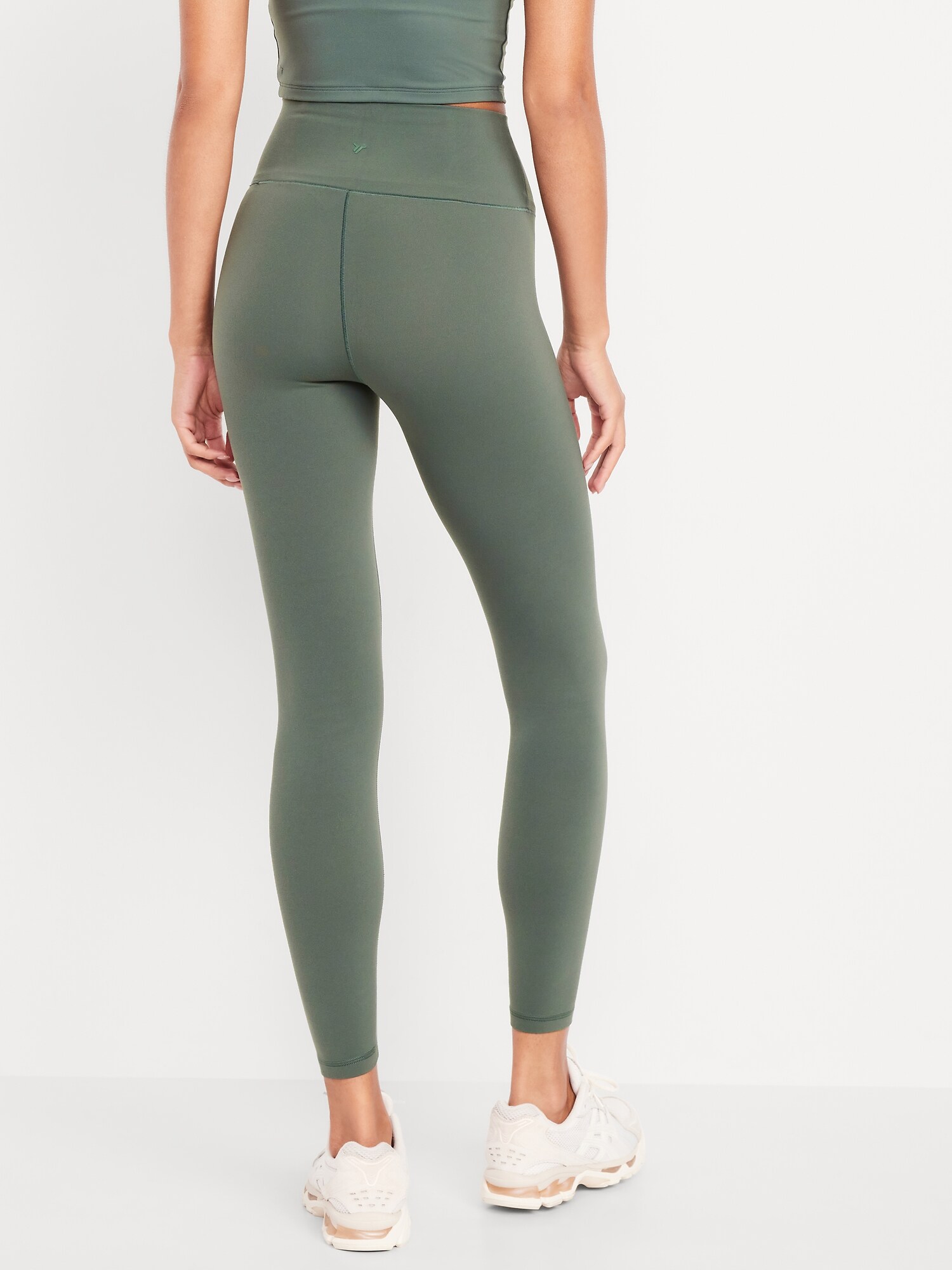 L'image numéro 2 présente Legging StudioSmooth à taille haute longueur 7/8