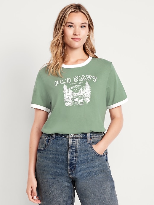 L'image numéro 6 présente T-shirt passe-partout à bords contrastants avec logo et imprimé