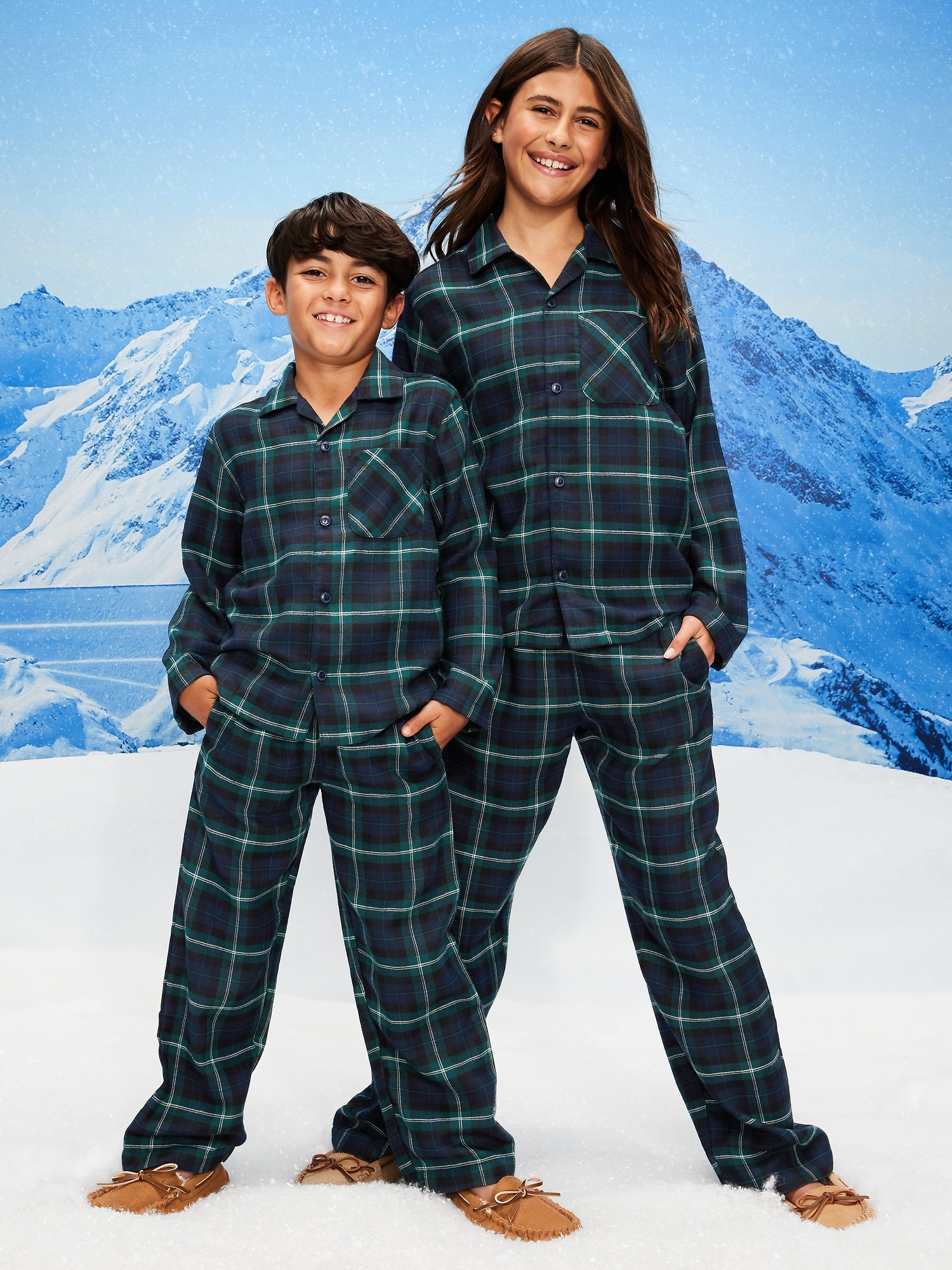 Printed Gender-Neutral Button-Front Pajama Set for Kids