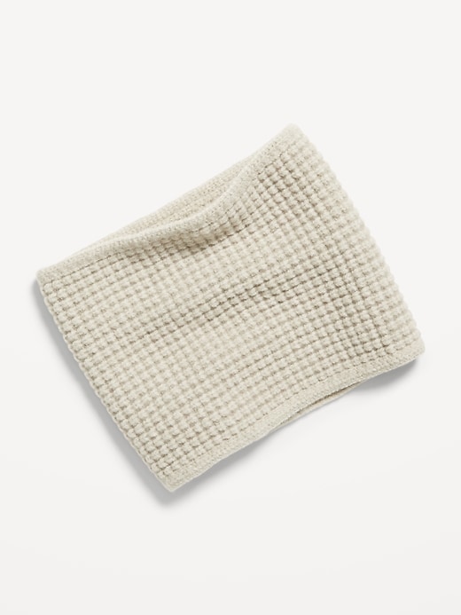 L'image numéro 1 présente Cache-cou en tricot gaufré