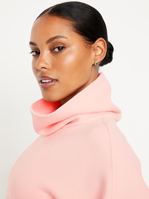 L'image numéro 6 présente Tunique à col cheminée en molleton raffiné