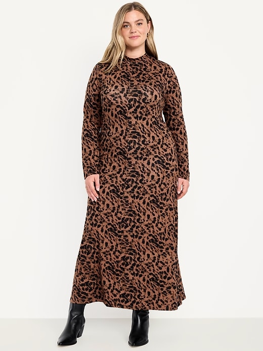 Image number 7 showing, Mock Neck Maxi Dress