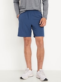 L'image numéro 1 présente Short d’entraînement tissé essentiel, entrejambe de 18 cm