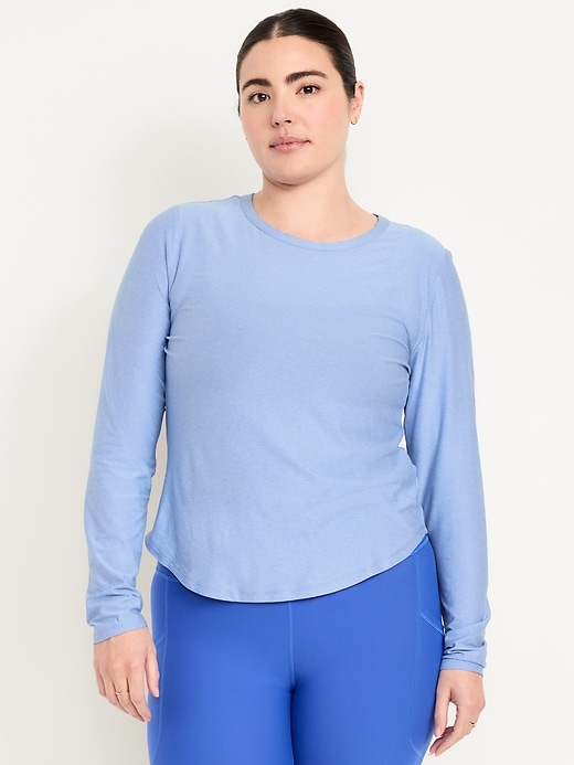 L'image numéro 5 présente Haut de style couche de base NuageSport