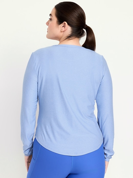 L'image numéro 6 présente Haut de style couche de base NuageSport
