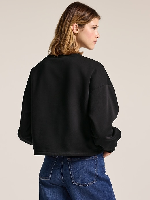 L'image numéro 2 présente Chandail ras du cou en molleton à imprimé Old Navy x Anna Sui