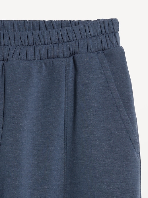 L'image numéro 3 présente Pantalon jambe large à taille haute en molleton qui reprend sa forme