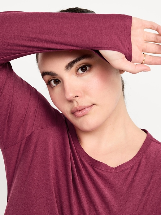 L'image numéro 4 présente Haut de style couche de base NuageSport