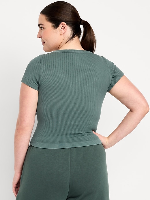 Image number 6 showing, Exhale Seamless Cropped Rib T-Shirt