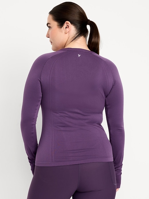 Image number 6 showing, Fluid Seamless Fitted Top