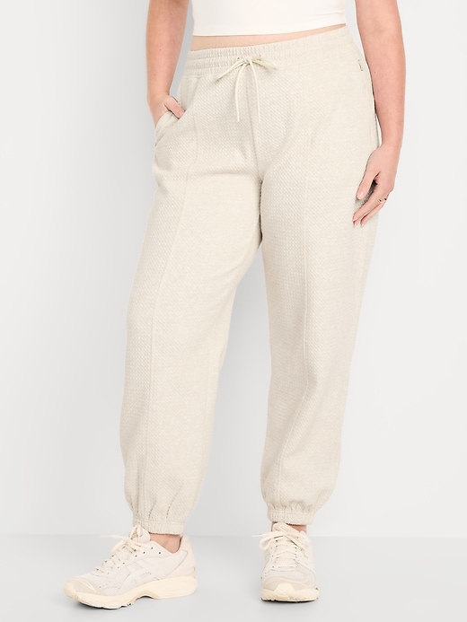 Image number 5 showing, High-Waisted Dynamic Fleece Textured Sweatpants