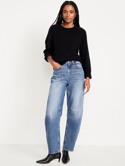 L'image numéro 1 présente Jean coupe généreuse baril à taille haute longueur cheville