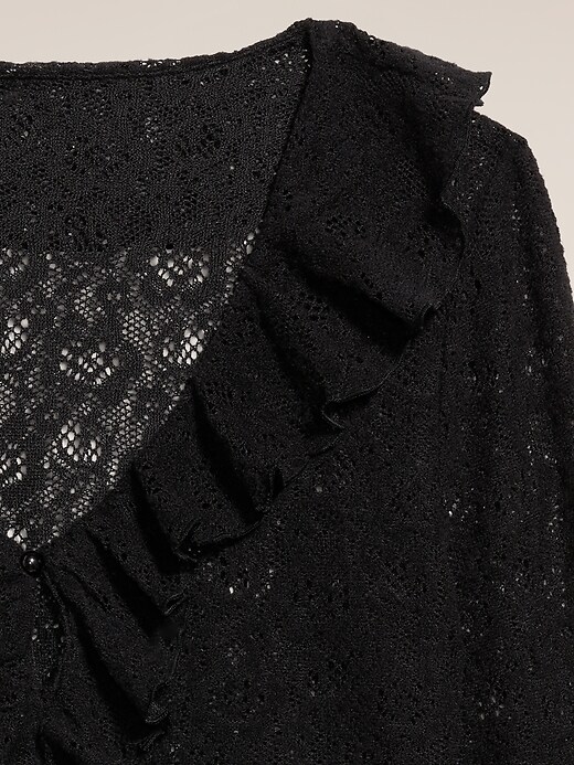 L'image numéro 4 présente Haut en dentelle à motif floral à encolure en V Old Navy x Anna Sui