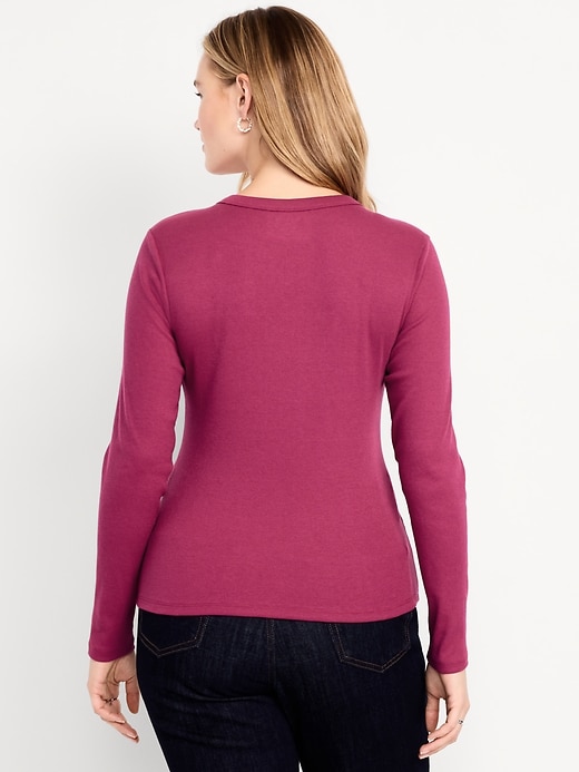 Image number 7 showing, Snug Long-Sleeve Crew-Neck T-Shirt