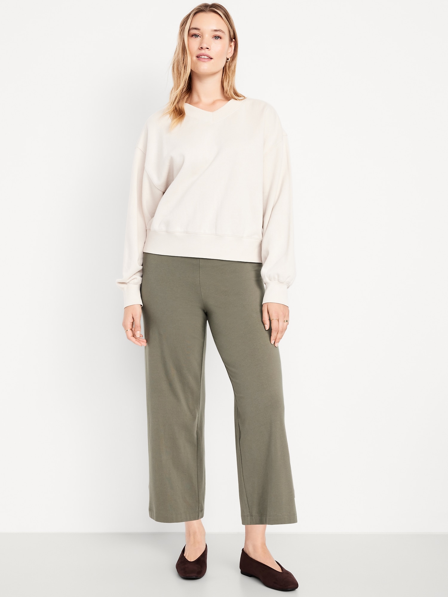 L'image numéro 5 présente Legging à jambe large à taille haute, longueur 3/4