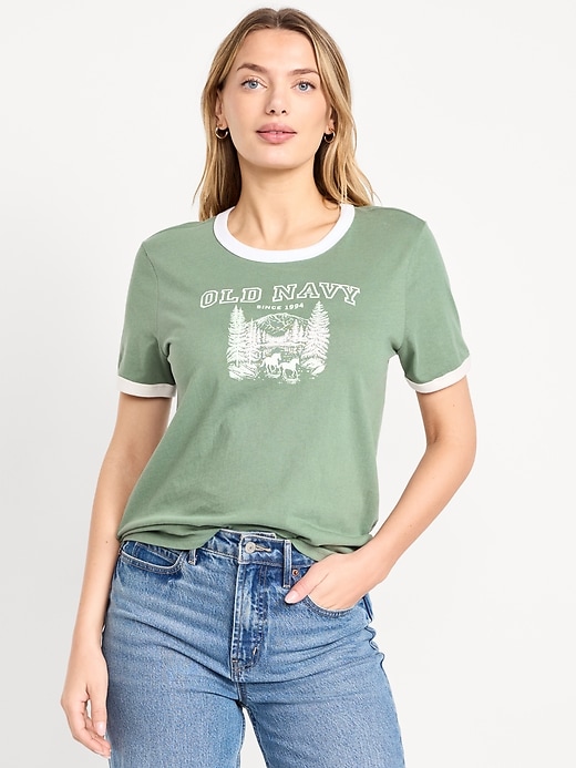 L'image numéro 1 présente T-shirt passe-partout à bords contrastants avec logo et imprimé