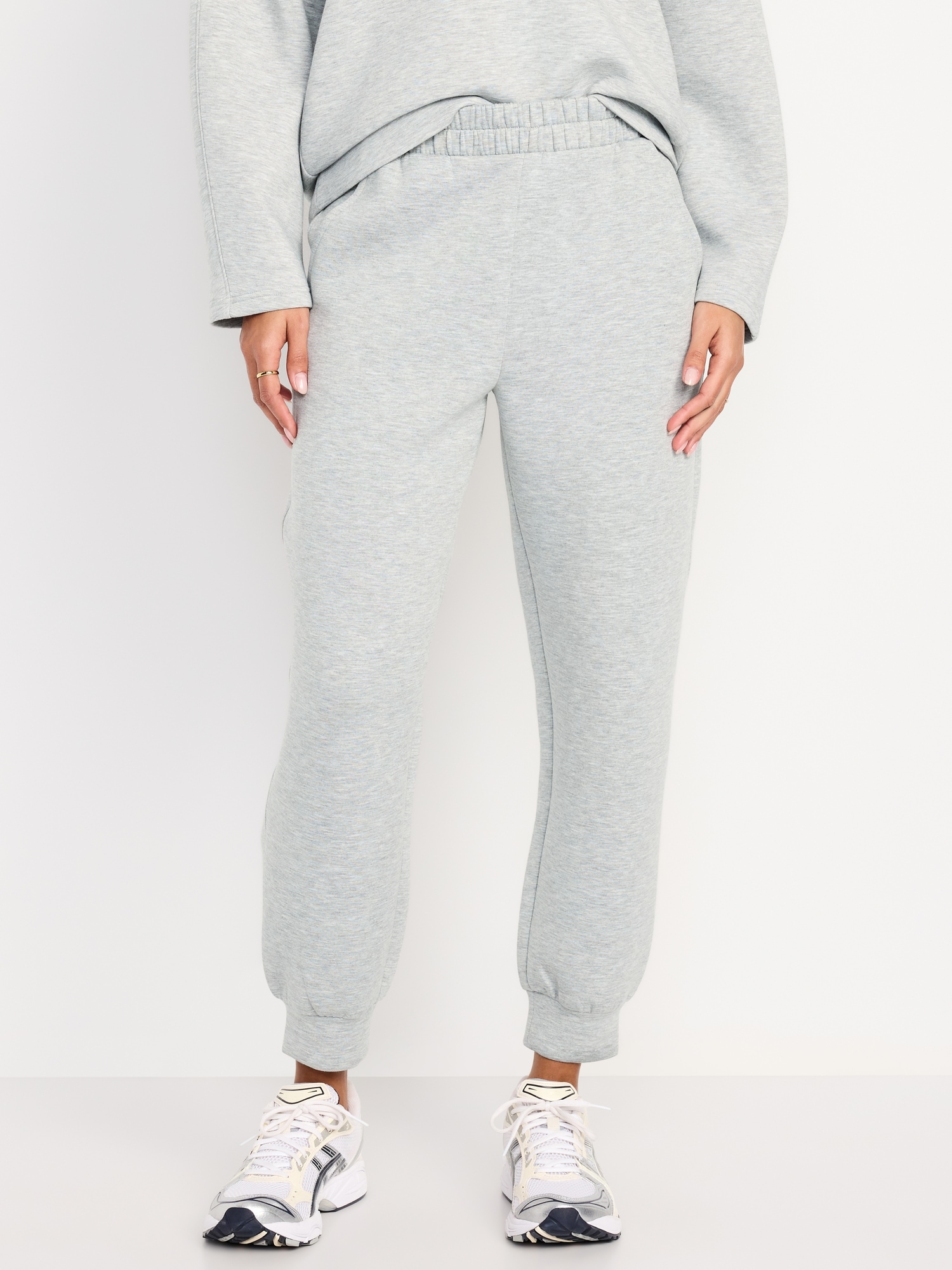 High-Waisted Bounce Fleece Jogger Sweatpants