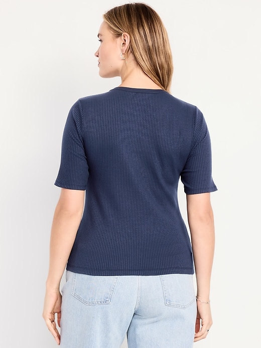 L'image numéro 5 présente Haut lacé à manches courtes