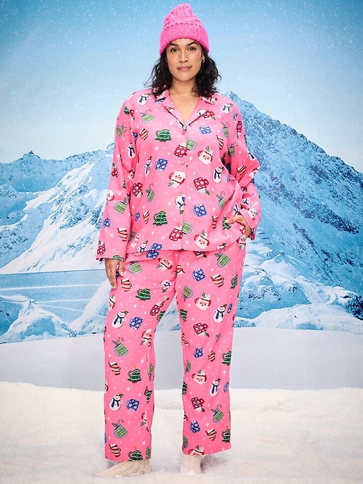 Image number 7 showing, Printed Flannel Pajama Pant Set for Women