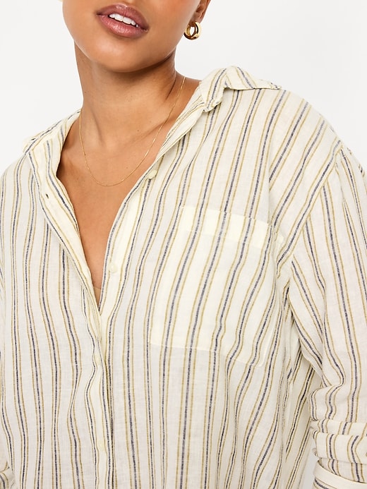 Image number 4 showing, Linen-Blend Loose Button-Down Shirt