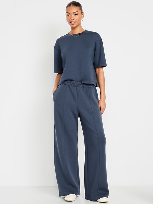 Image number 1 showing, High-Waisted Bounce Fleece Wide-Leg Sweatpants