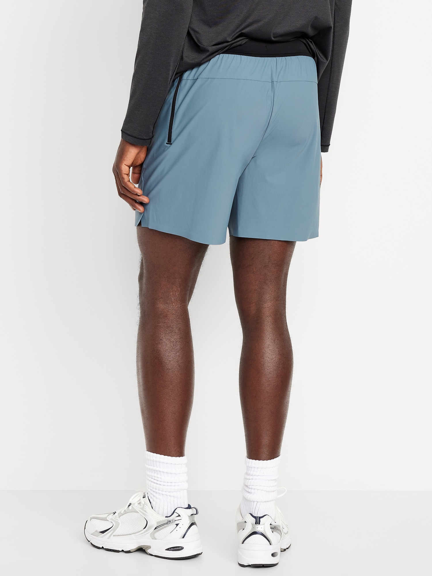 L'image numéro 2 présente Short ProGym doublé, entrejambe de 18 cm