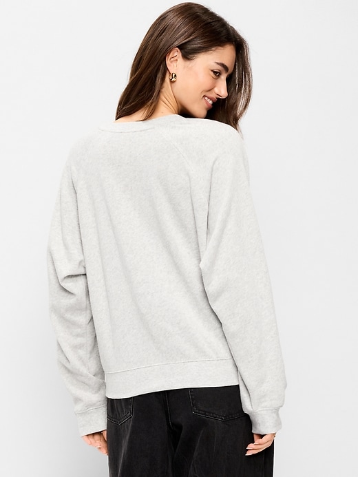 Image number 2 showing, Oversized Raglan Sweatshirt