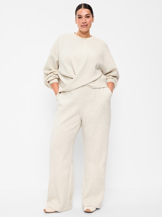 Image number 7 showing, High-Waisted Bounce Fleece Wide-Leg Sweatpants