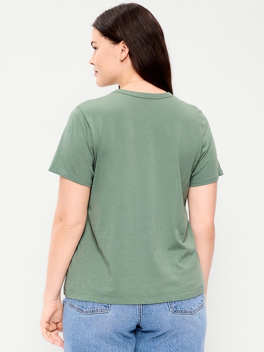 L'image numéro 6 présente T-shirt passe-partout ras du cou