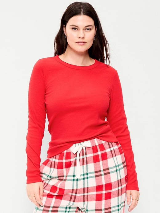 L'image numéro 5 présente T-shirt ajusté à col rond et à manches longues