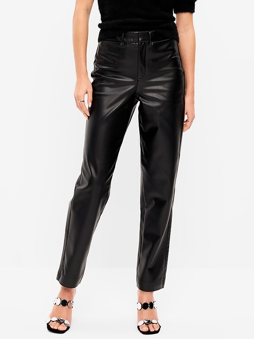 L'image numéro 2 présente Pantalon Pixie droit à taille haute en similicuir