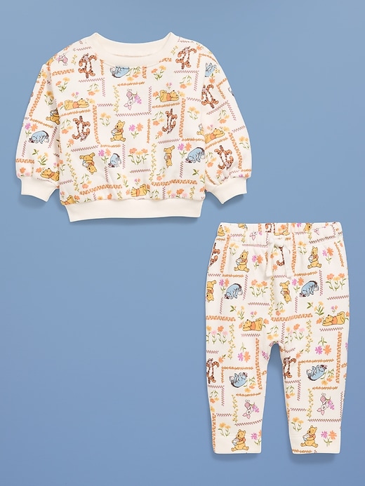 L'image numéro 3 présente Ensemble chandail et pantalon en coton ouaté Winnie l’ourson Old Navy x Disney pour bébé