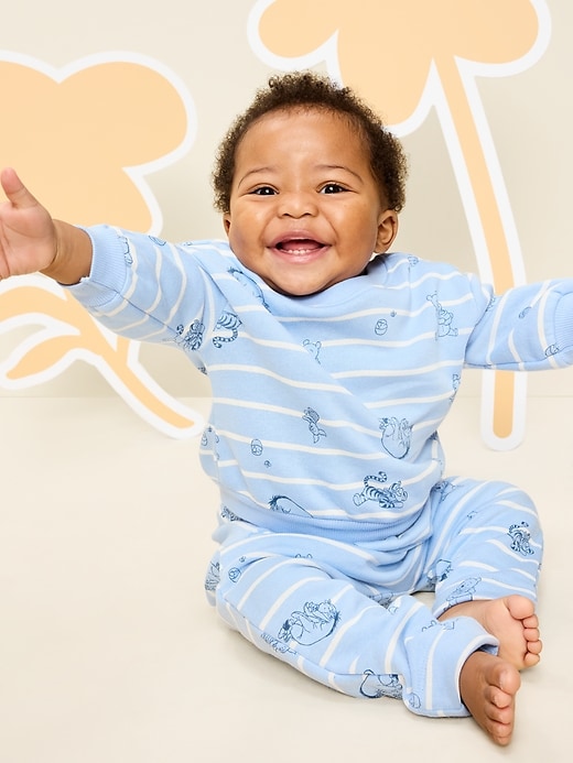 L'image numéro 1 présente Ensemble chandail et pantalon en coton ouaté Winnie l’ourson Old Navy x Disney pour bébé