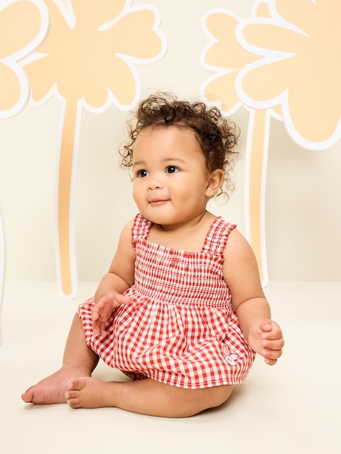 UNE-PIÈCE AVEC JUPE À SMOCKS WINNIE L'OURSON OLD NAVY X DISNEY POUR BÉBÉ