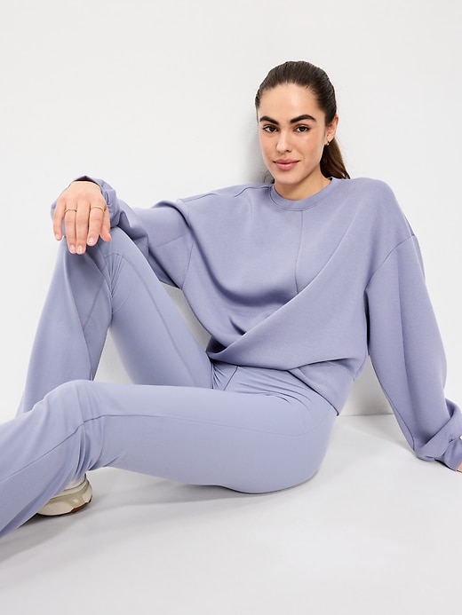 Image number 3 showing, Bounce Fleece Twist-Front Top