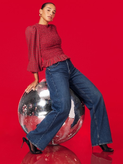 L'image numéro 1 présente Haut à smocks à manches longues et à carreaux