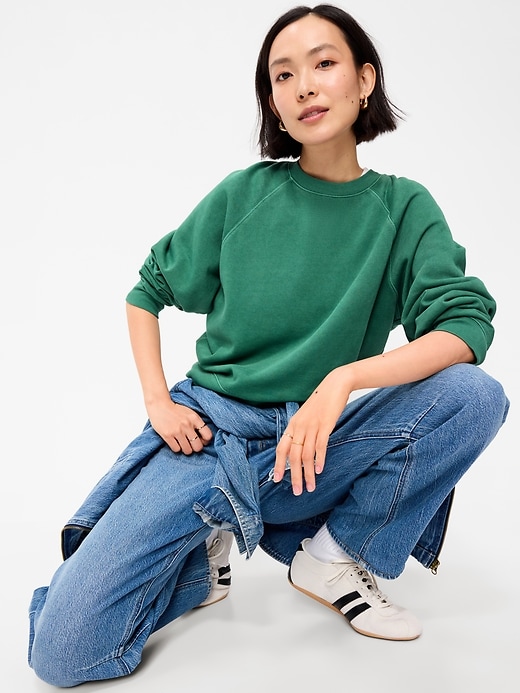 Image number 3 showing, Oversized Raglan Sweatshirt