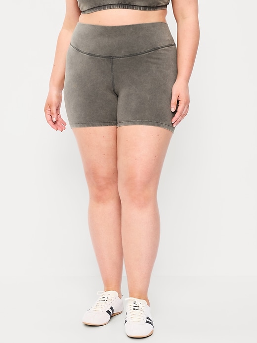 Image number 6 showing, High-Waisted PowerChill Biker Shorts -- 5-inch inseam