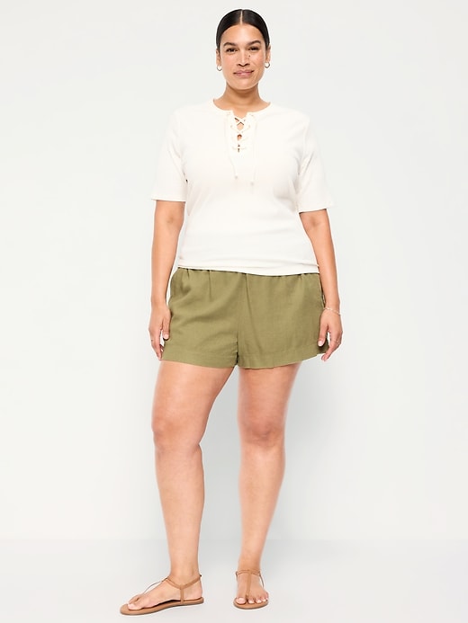 Image number 4 showing, High-Waisted Beach Linen Pull-On Shorts
