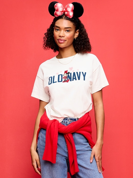 L'image numéro 1 présente T-shirt rétro à logo et à imprimé Minnie Mouse Old Navy x Disney pour femme