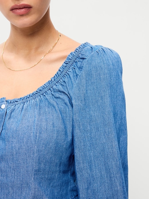 L'image numéro 3 présente Haut boutonné en denim à manches longues